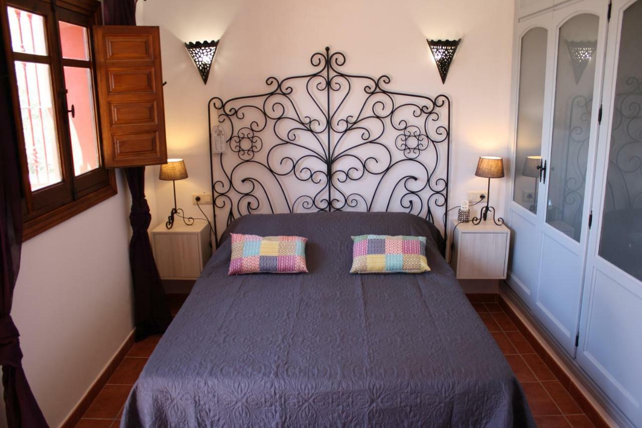 Boutique Bed & Breakfast Casa Utopia Alcaucín Esterno foto